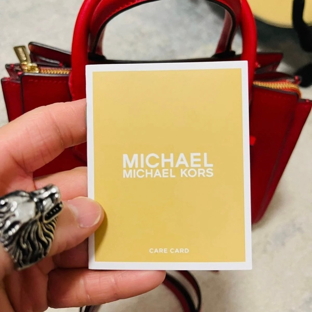 NWT Michael Kors Hope Medium Saffiano Leather Messenger/Satchel Bag Bright Red - Picture 11 of 12